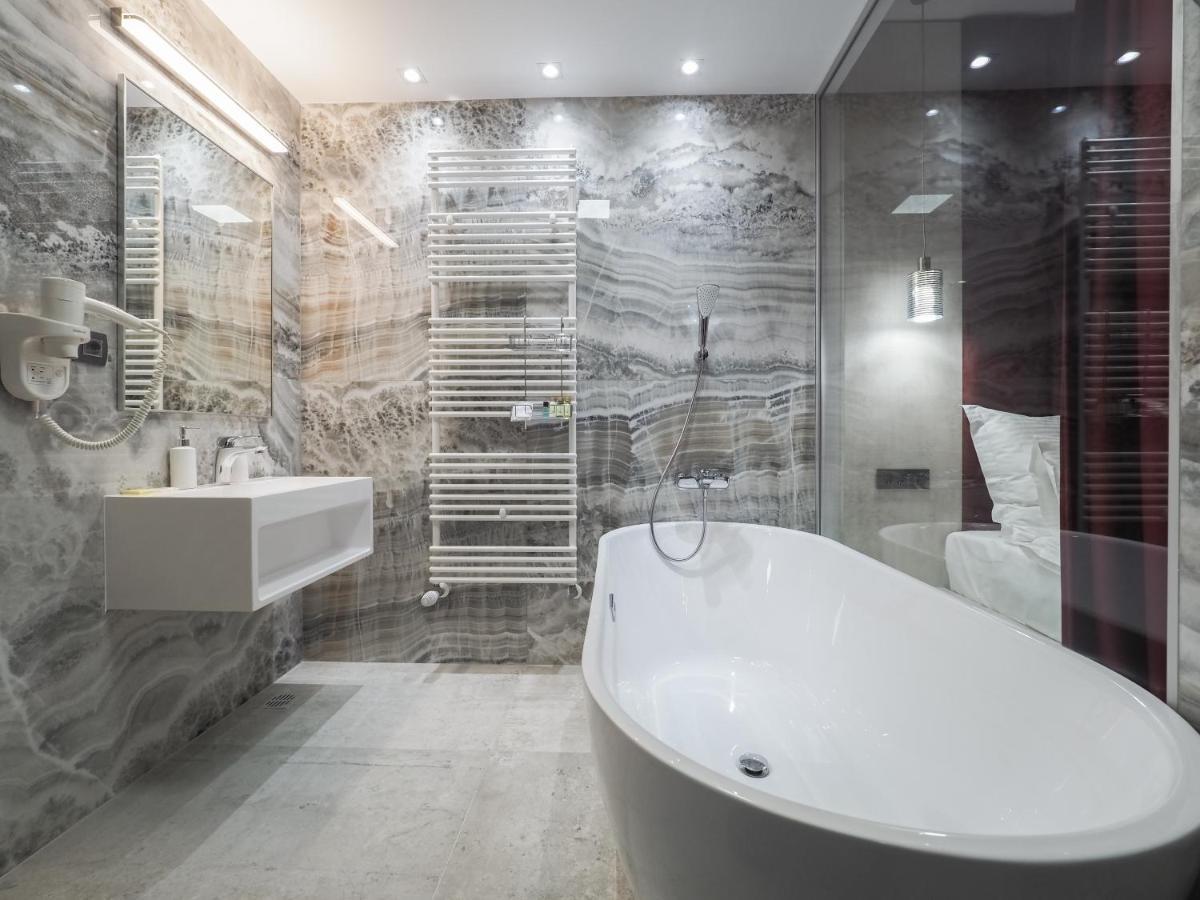 Hotel Anastasia سيبيو المظهر الخارجي الصورة